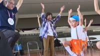 子どもたちと一緒にからだあそび