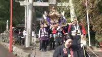 温泉まつり～朝見神社を神輿出発